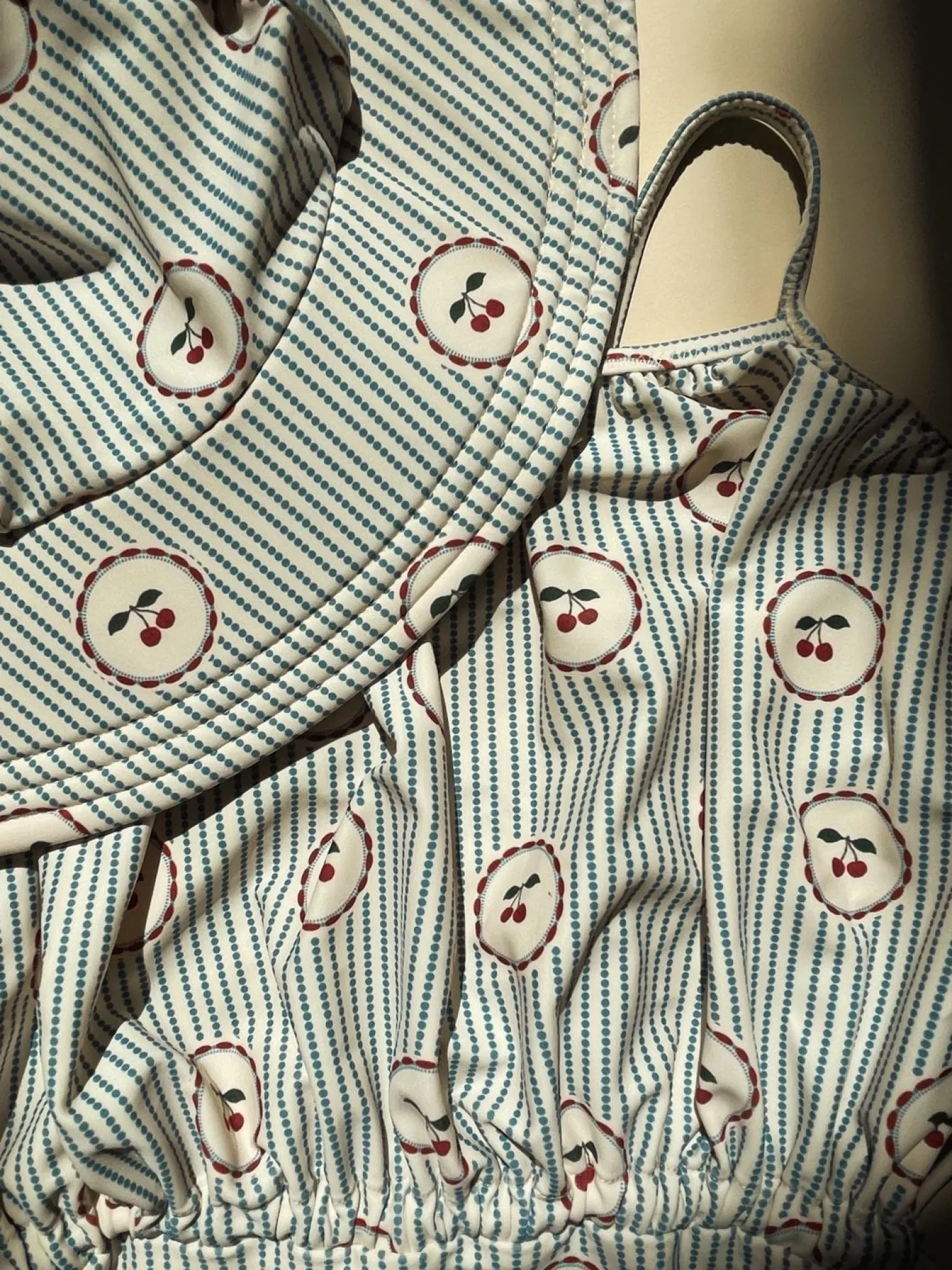 Konges Sløjd Cale Badedragt - Cherry Stripe*Born Badedragter & Bikinis