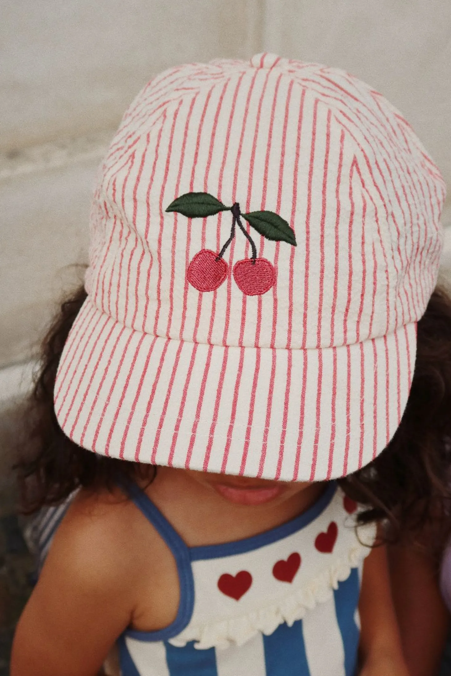 Konges Sløjd Ellie Kasket Med Slojfe - Amour Stripe*Born Hatte & Huer