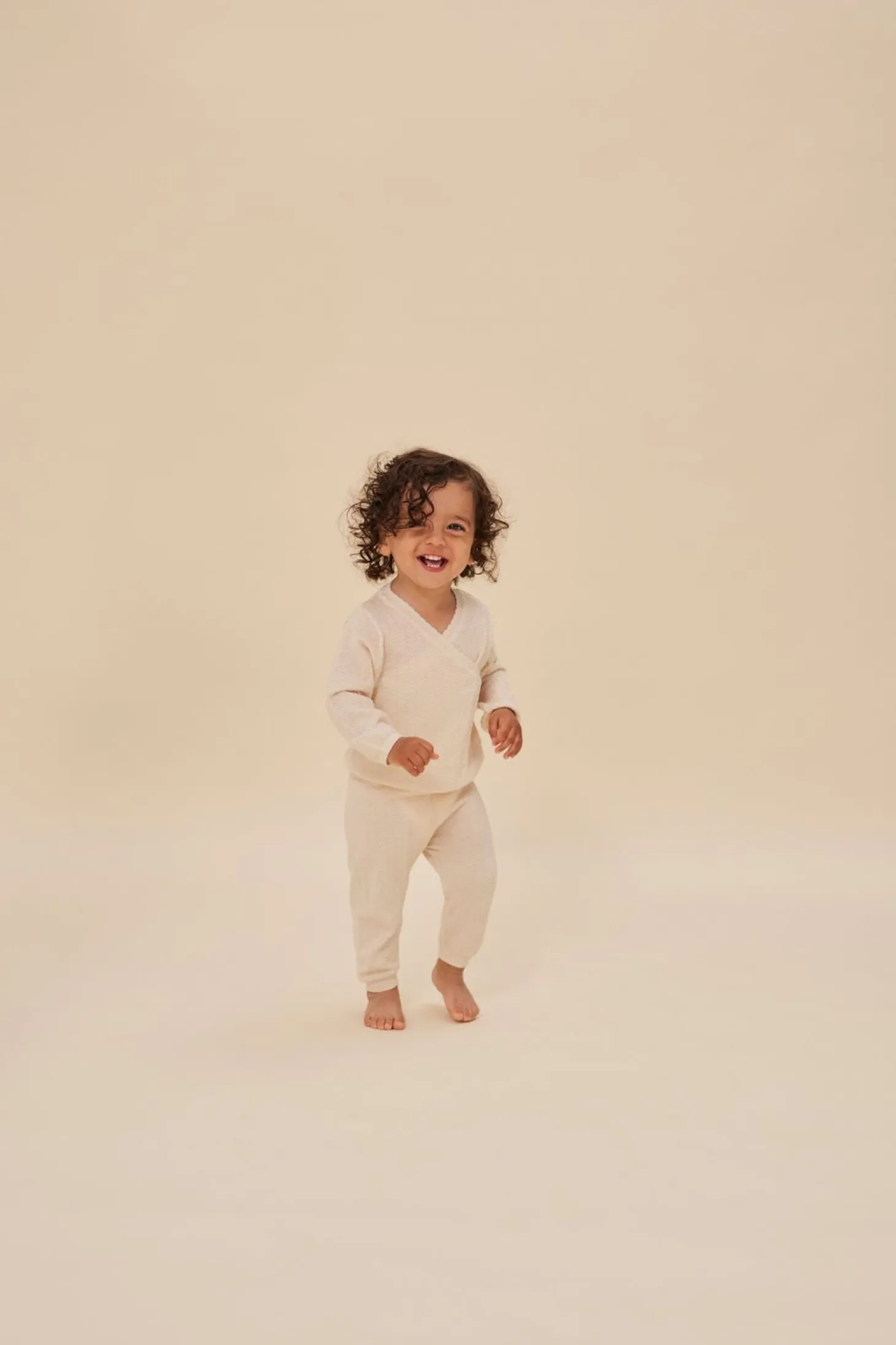 Konges Sløjd Minu Striksaet Med Hulmonster Gots - White Swan*Born Cardigans