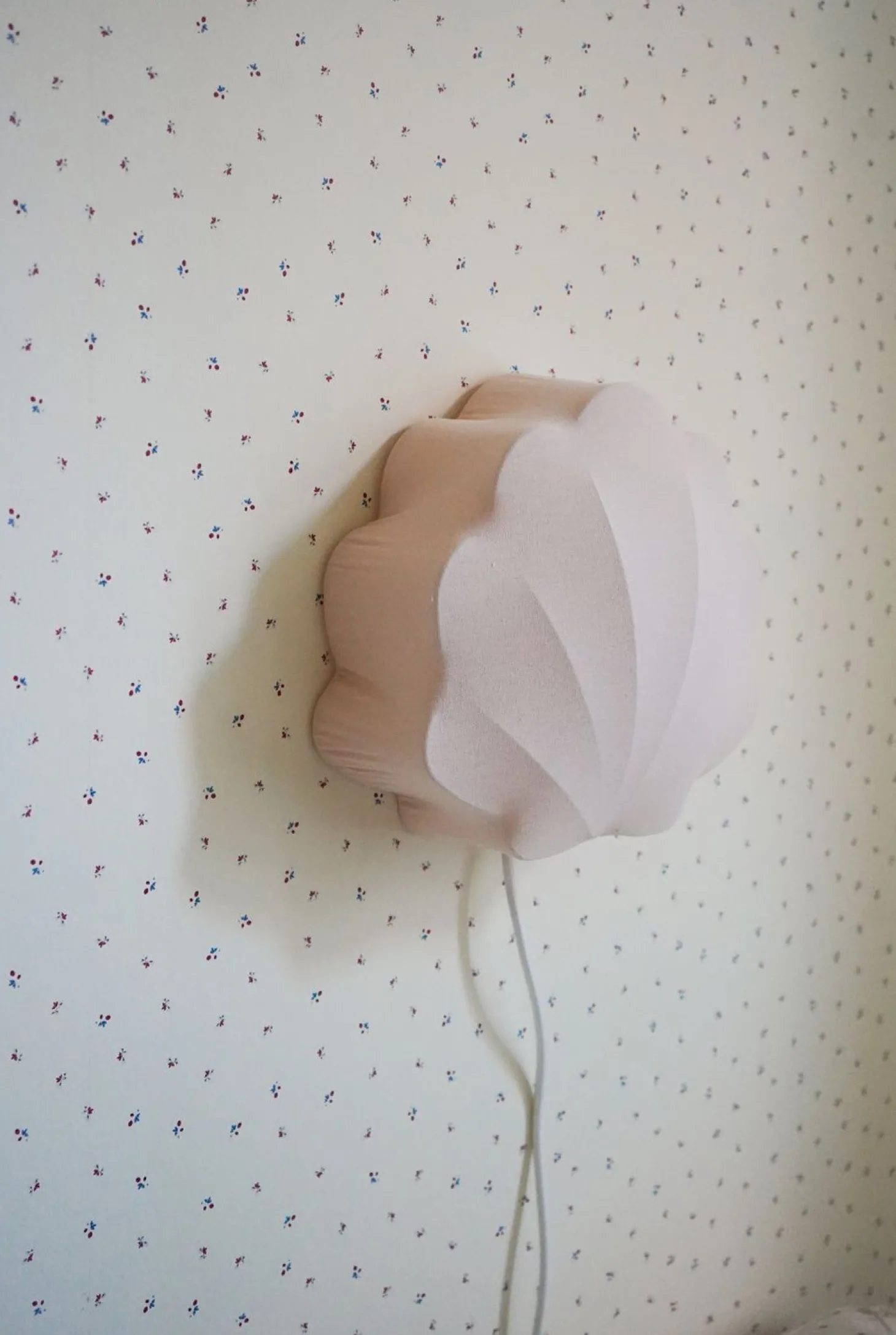 Konges Sløjd Muslinge Natlampe - Blush* Lamper & Lys