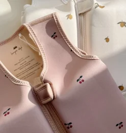 Konges Sløjd Neopren Svømmevest - Cherry*Born Svømmeveste